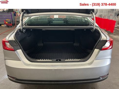 Certified 2025 Toyota Camry LE FWD image 5