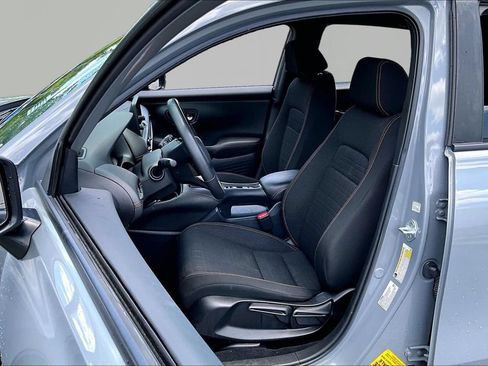 Used 2024 Honda HR-V Sport image 17