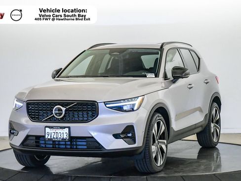 Certified 2026 Volvo XC40 B5 Ultra w/ Protection Package Premier AWD/4WD image 1
