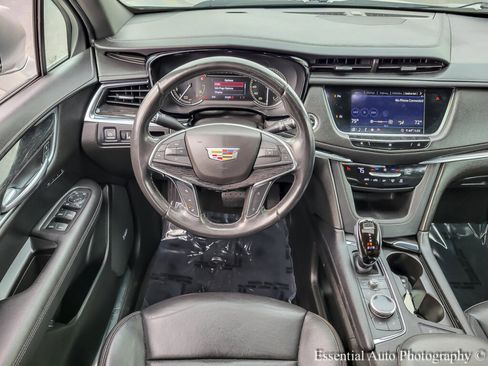 Used 2020 Cadillac XT5 Premium Luxury image 15