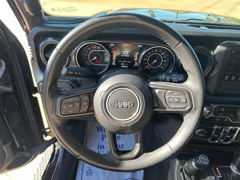 Used 2020 Jeep Wrangler Unlimited Sport image 18