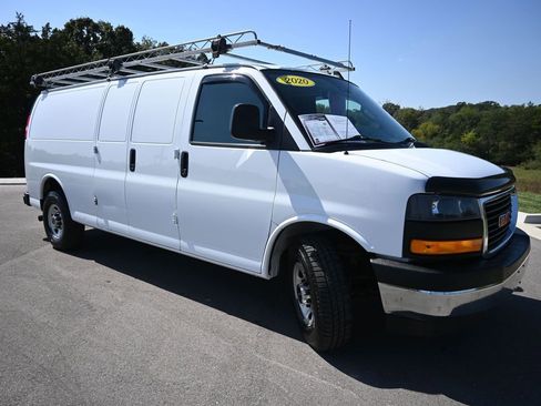 Used 2020 GMC Savana 3500 Extended w/ Driver Convenience Package image 54
