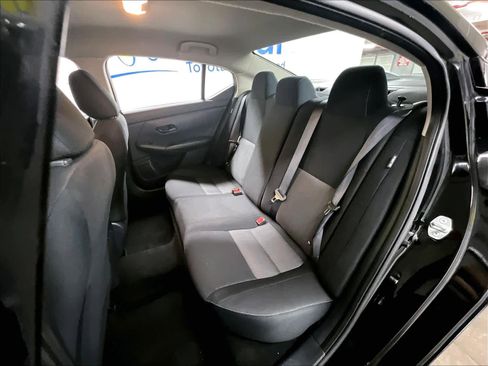 Used 2024 Nissan Sentra SV image 15