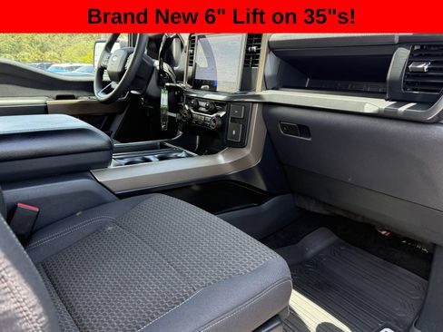 Used 2024 Ford F150 STX w/ Equipment Group 201A FX4 AWD/4WD image 17