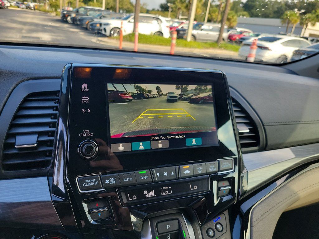 Certified 2024 Honda Odyssey Elite image 36