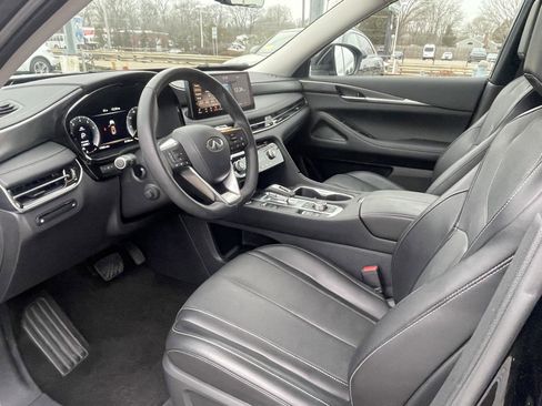 Certified 2024 INFINITI QX60 Luxe image 9