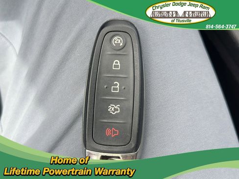 Used 2019 Ford Escape SE image 34