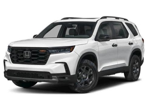 Used 2025 Honda Pilot TrailSport image 1