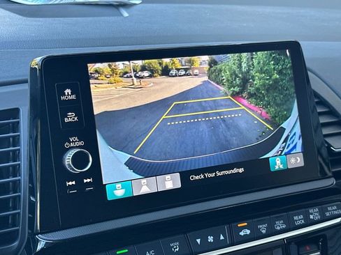 New 2026 Honda Odyssey EX-L image 7