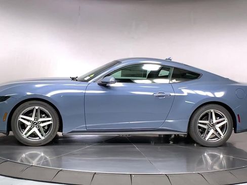 New 2025 Ford Mustang Coupe image 5