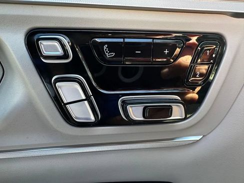 Used 2025 RAM 1500 Tungsten AWD/4WD image 12