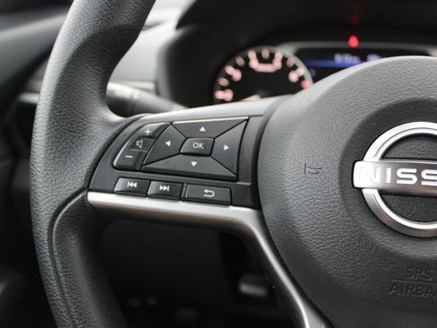 Used 2024 Nissan Altima 2.5 SV image 34