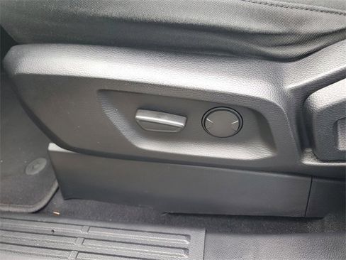 Used 2019 Ford Ranger XLT w/ Equipment Group 302A Luxury image 17