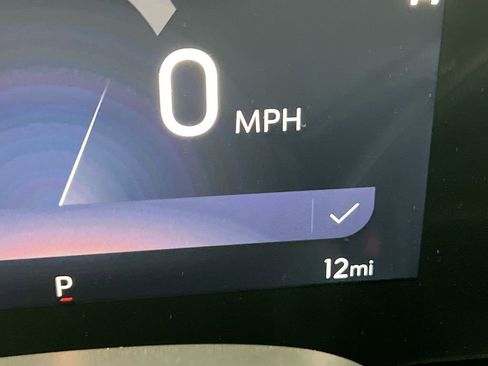 Used 2025 Buick Encore GX Preferred FWD image 12