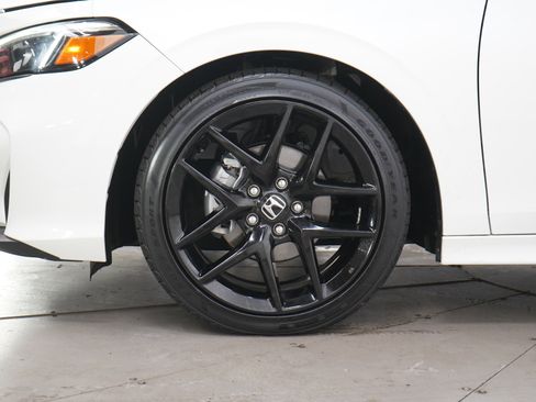 Used 2025 Honda Civic Sport image 26