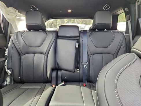 Used 2025 INFINITI QX60 Luxe w/ Black Edition image 10