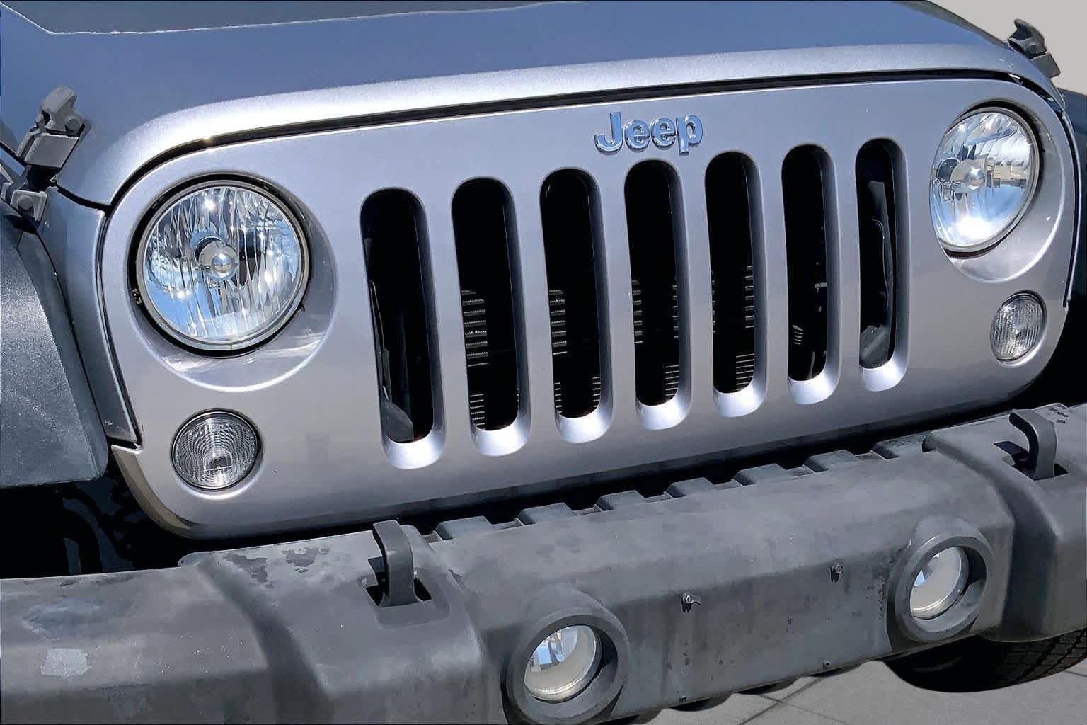 Used 2017 Jeep Wrangler Unlimited Sport w/ Quick Order Package 24S AWD/4WD image 31