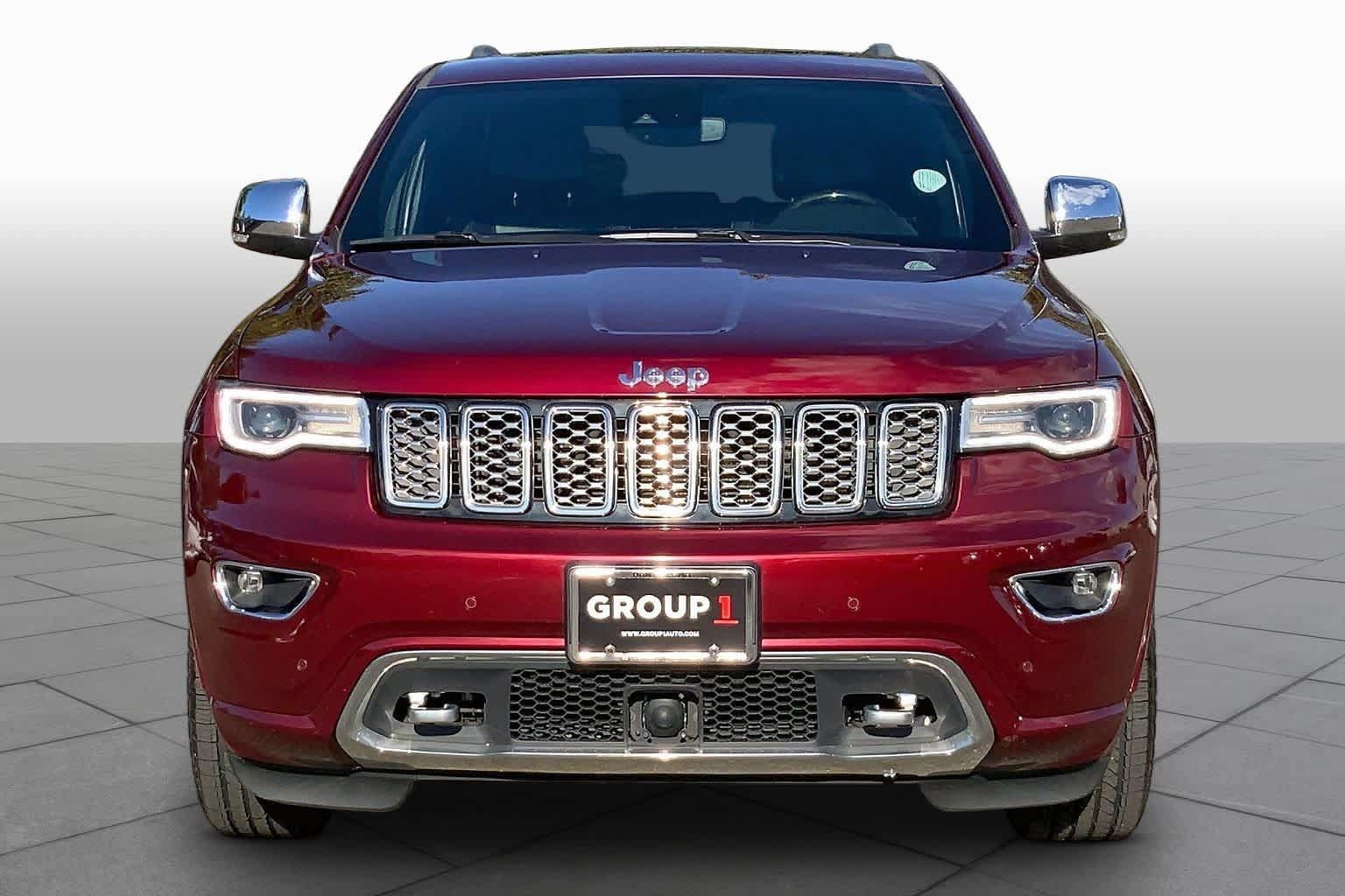 Used 2020 Jeep Grand Cherokee Overland AWD/4WD image 4
