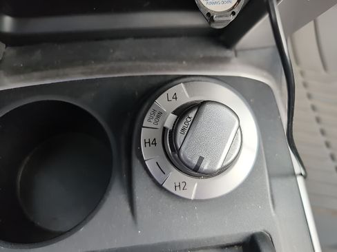 Used 2021 Toyota 4Runner SR5 AWD/4WD image 21