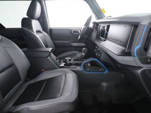 Used 2022 Ford Bronco Black Diamond AWD/4WD image 30