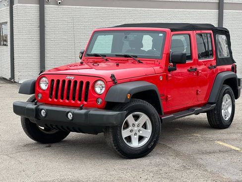 Used 2015 Jeep Wrangler Unlimited Sport w/ Quick Order Package 24S image 2