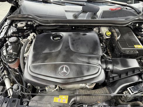 Used 2015 Mercedes-Benz GLA 250 4MATIC image 25