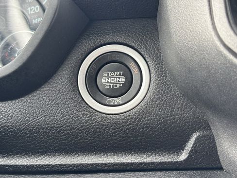 Used 2022 RAM 2500 Tradesman image 23