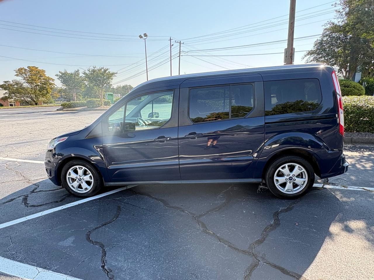 Used 2017 Ford Transit Connect Titanium FWD image 8