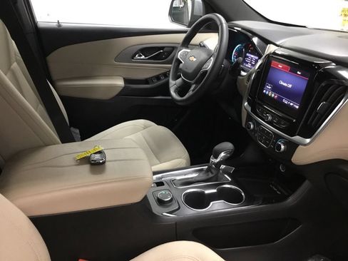 Used 2023 Chevrolet Traverse LT w/ LPO, Cargo Package AWD/4WD image 47