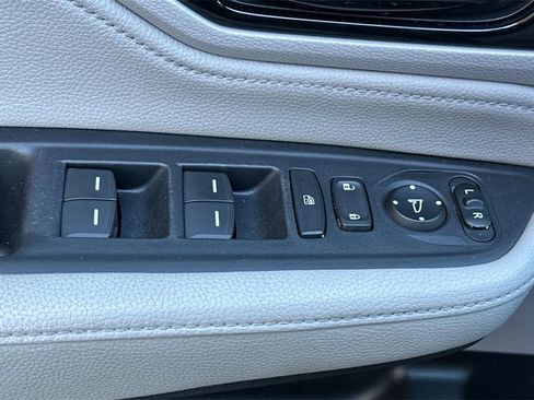 Used 2022 Honda Odyssey Touring image 12