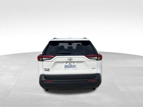 Used 2025 Toyota RAV4 XLE FWD image 5