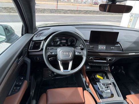 Used 2024 Audi Q5 e Premium Plus image 14