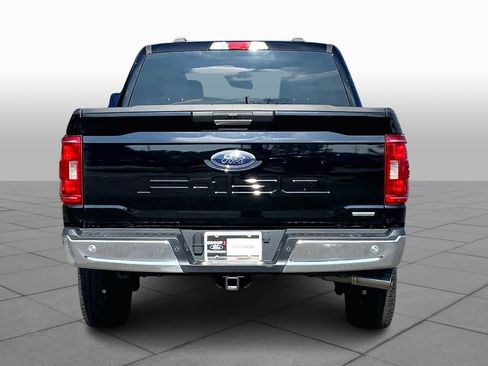 Certified 2022 Ford F150 XLT w/ XTR Package AWD/4WD image 10