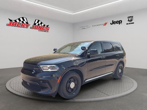 Used 2024 Dodge Durango AWD w/ Technology Group image 2