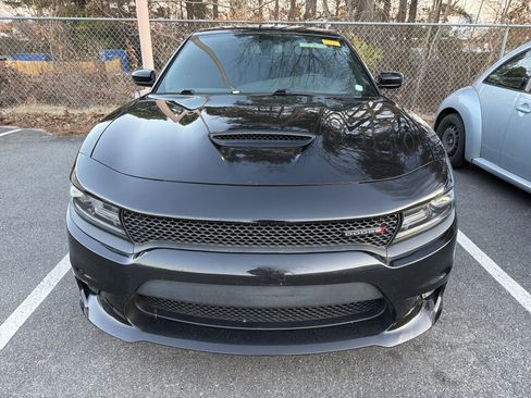Used 2019 Dodge Charger GT w/ Driver Confidence Group image 2