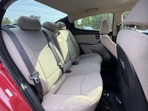Used 2016 Hyundai Elantra SE FWD image 15