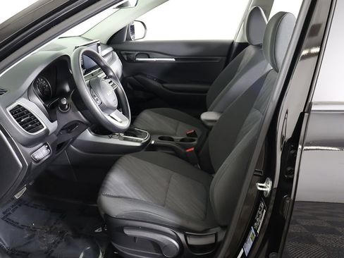 Used 2023 Kia Seltos LX AWD/4WD image 26
