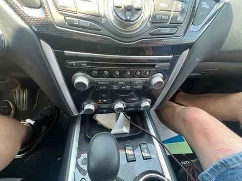 Used 2019 Nissan Pathfinder SL FWD image 34