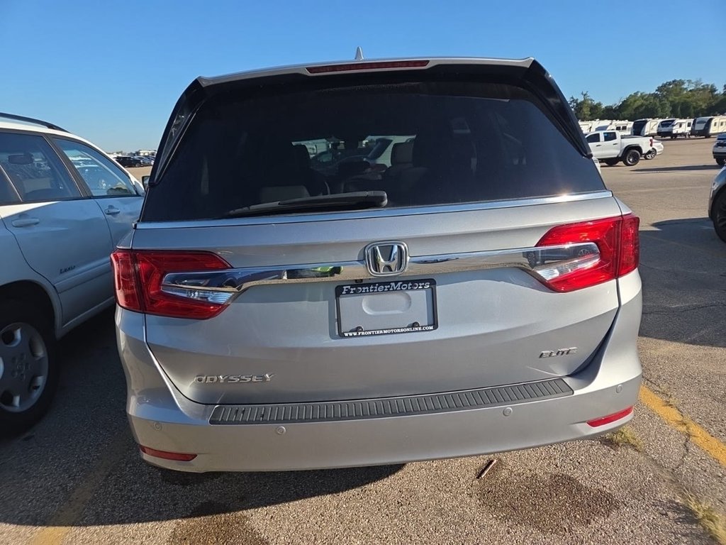 Used 2019 Honda Odyssey Elite image 5