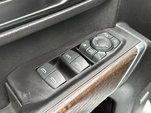 Used 2021 GMC Sierra 3500 Denali w/ Denali Ultimate Package image 23