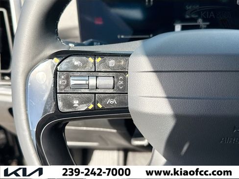 New 2026 Kia Sorento LX image 35