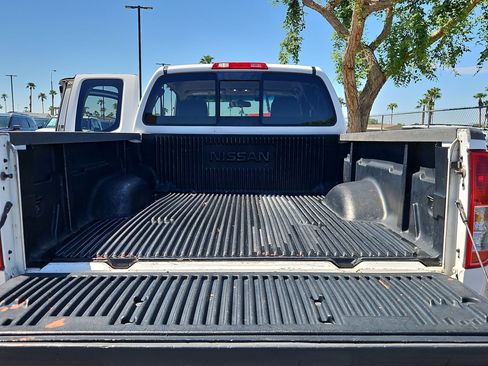Used 2007 Nissan Frontier SE w/ SE Value Truck Pkg RWD image 7