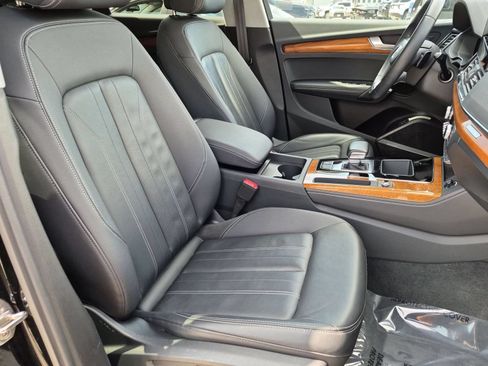 Used 2023 Audi Q5 2.0T Premium Plus w/ Premium Plus Package AWD/4WD image 28