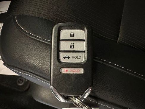 Used 2022 Honda Accord Sport image 16