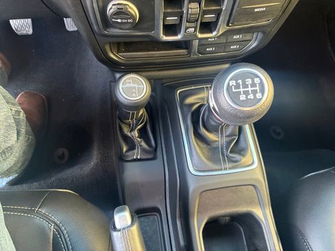 Used 2021 Jeep Wrangler Unlimited Sahara w/ Safety Group image 23