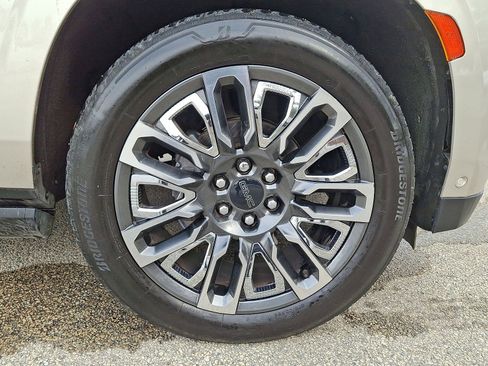 Certified 2023 GMC Yukon XL Denali Ultimate w/ LPO, Floor Liner Package image 27