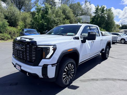 New 2026 GMC Sierra 2500 Denali Ultimate w/ Max Trailering Package image 1