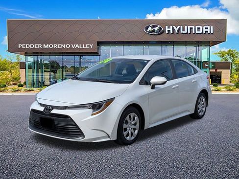 Used 2024 Toyota Corolla LE image 8