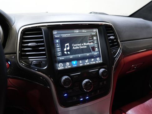 Used 2018 Jeep Grand Cherokee Trackhawk AWD/4WD image 46