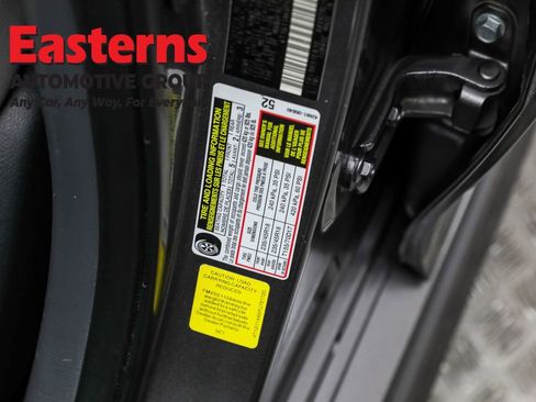 Used 2023 Toyota Camry SE image 33